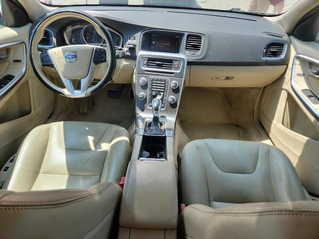  VOLVO S60 2015 Czerwony