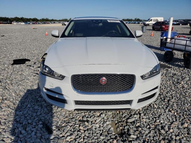  JAGUAR XE 2017 White