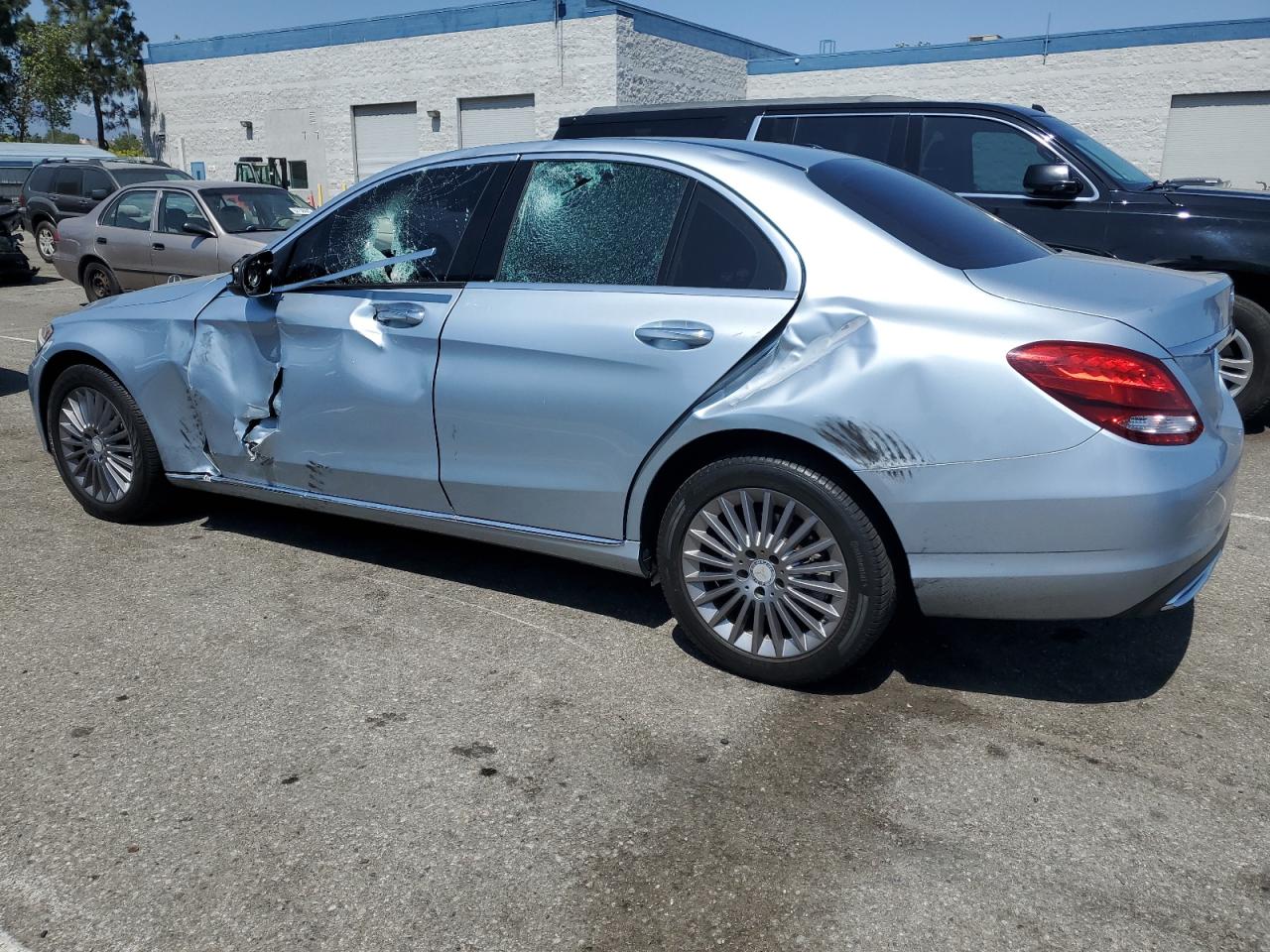 MERCEDES-BENZ C-CLASS 2016 VIN 55SWF4KBXGU117237 фото 2