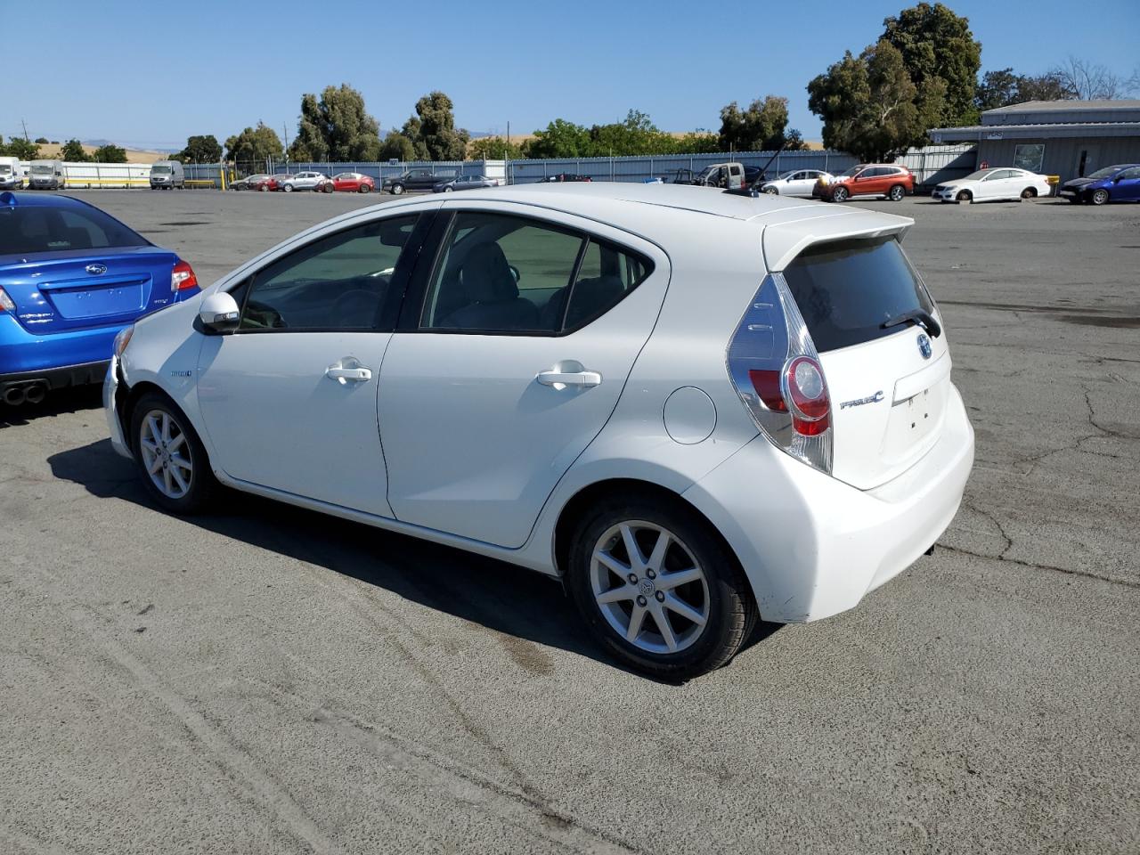 TOYOTA PRIUS 2012 VIN JTDKDTB32C1010257 фото 2