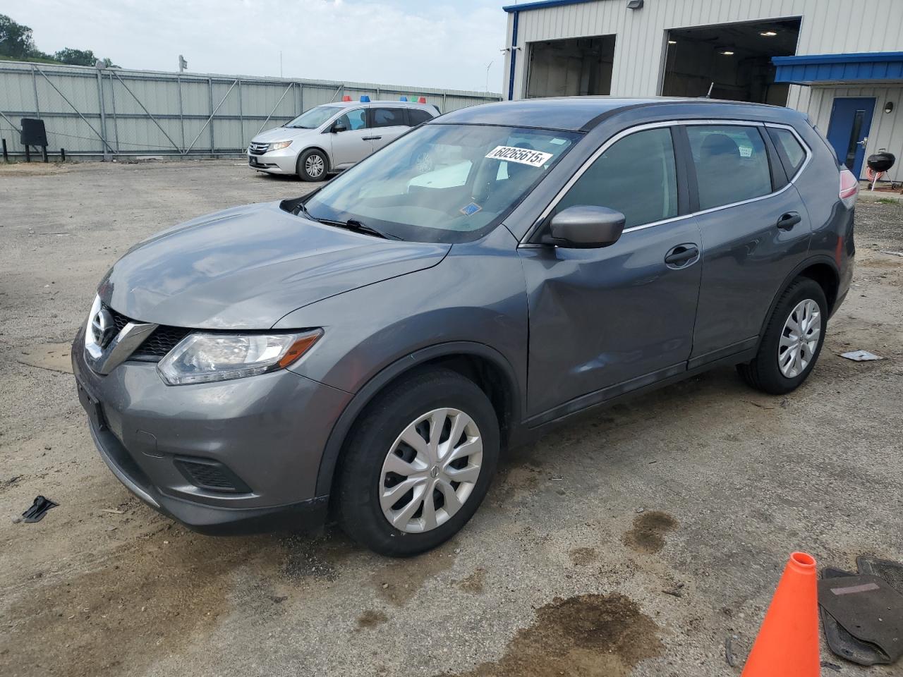 2016 Nissan Rogue S de vânzare în Mcfarland, WI - Side