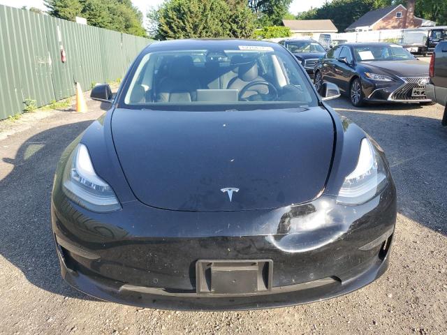  TESLA MODEL 3 2019 Czarny