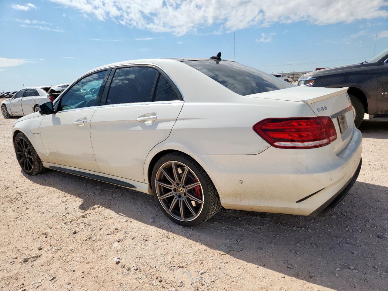 MERCEDES-BENZ E-CLASS 2014 VIN WDDHF7GB4EB003454 photo 2