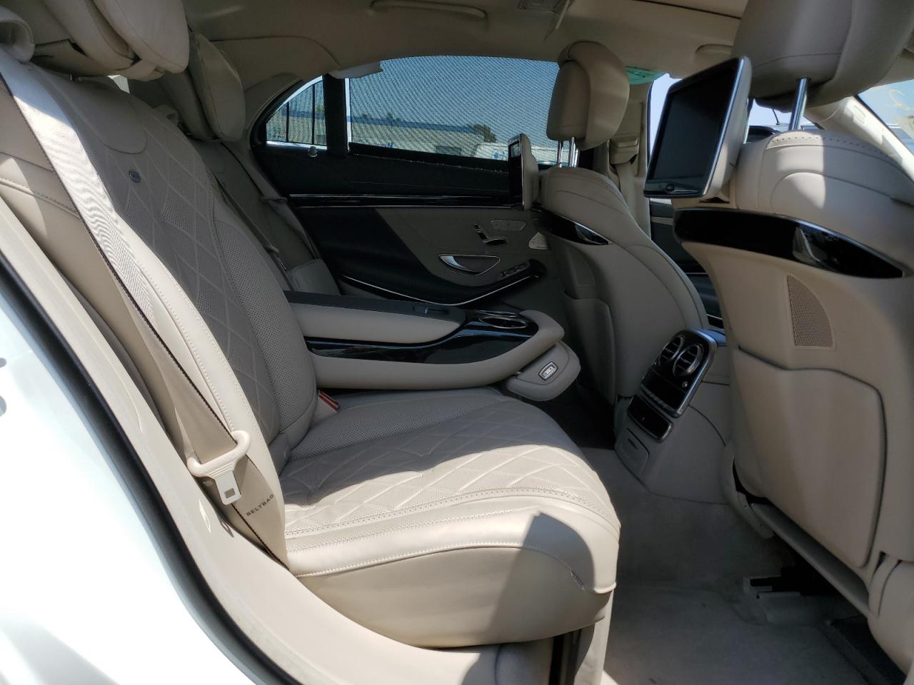 2016 Mercedes-Benz S 550 4Matic VIN: WDDUG8FBXGA275681 Lot: 62594235