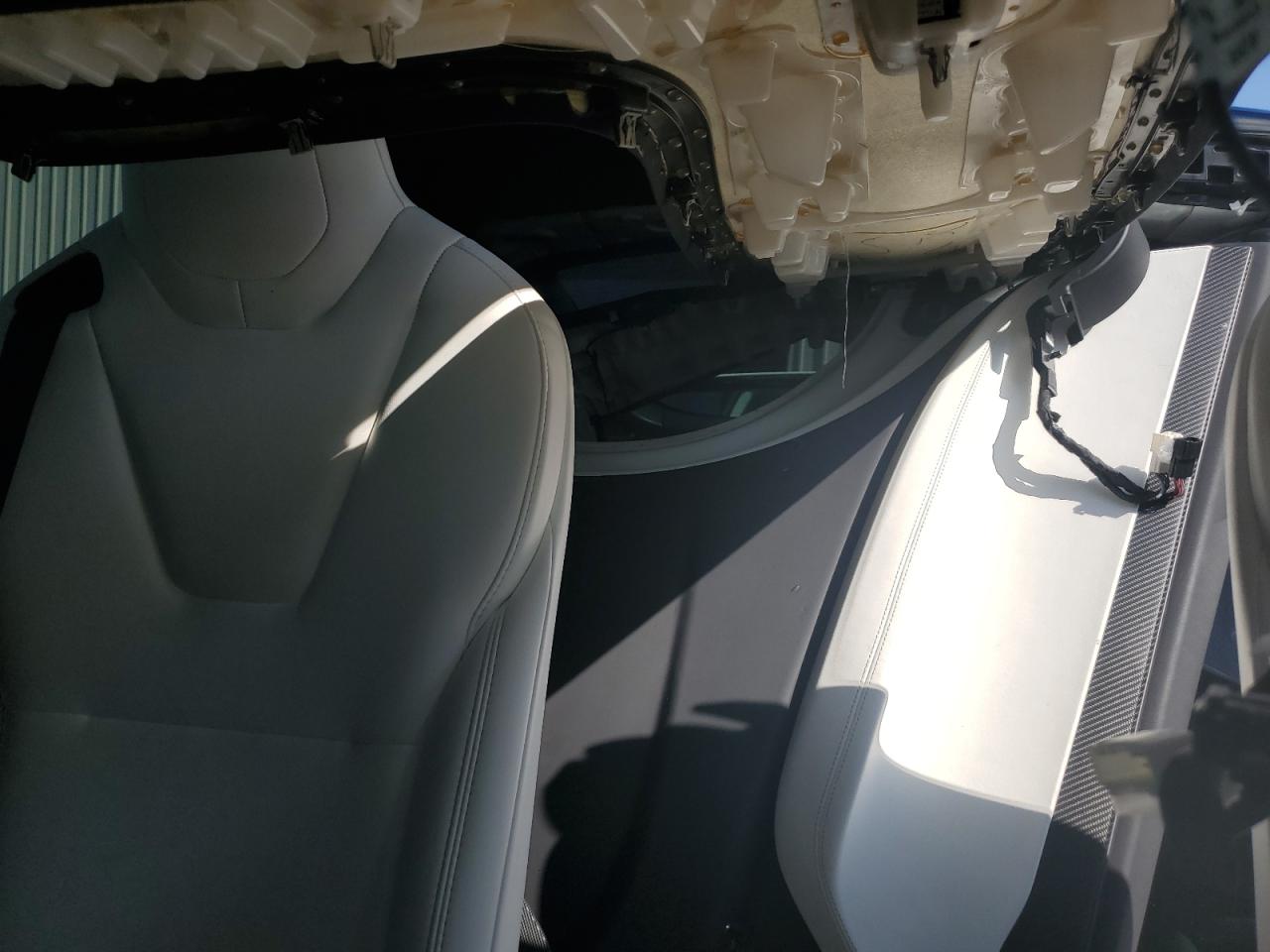 2018 Tesla Model X VIN: 5YJXCBE21JF122333 Lot: 61639495