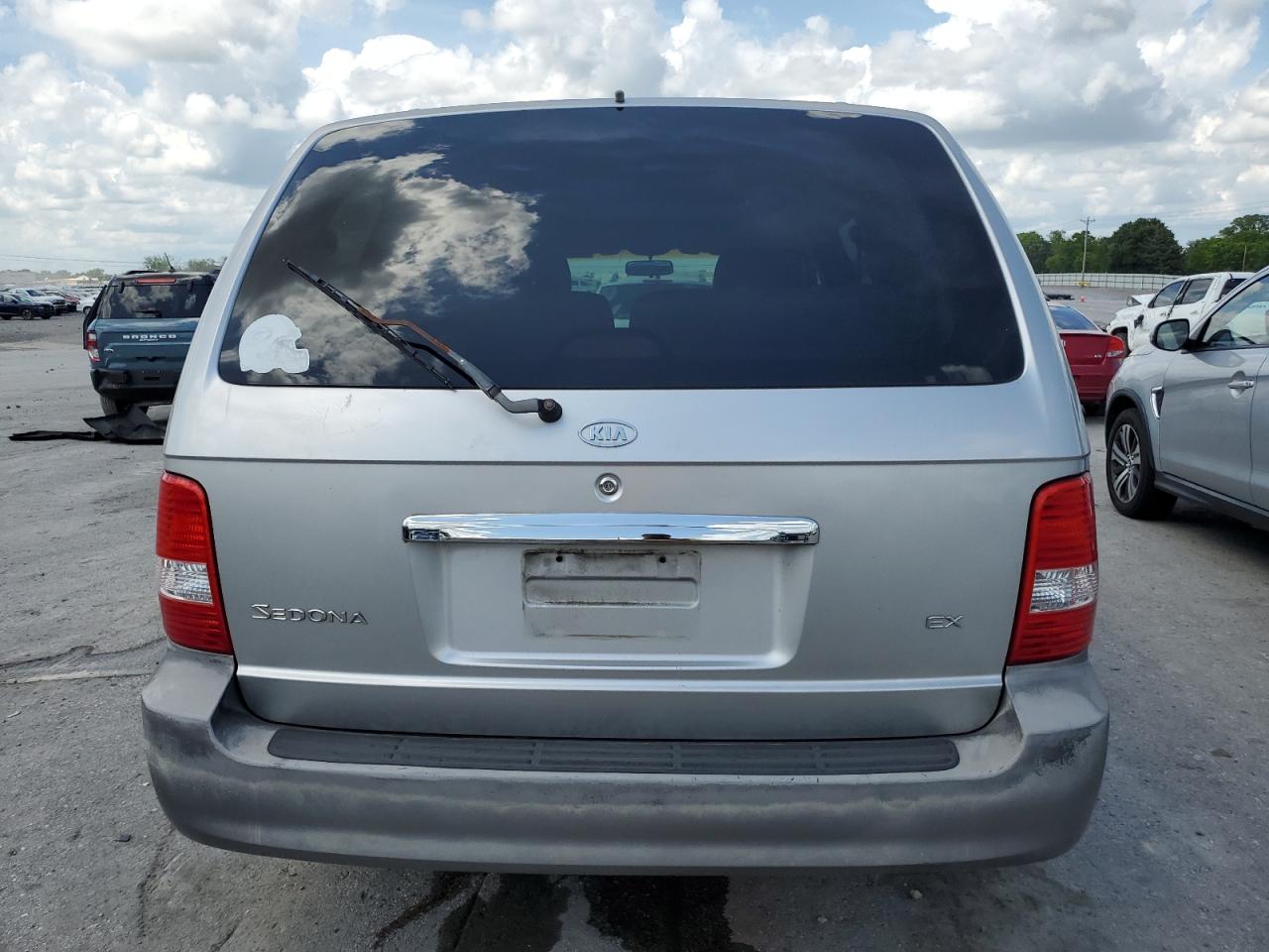 2005 Kia Sedona Ex VIN: KNDUP131556627899 Lot: 61227605