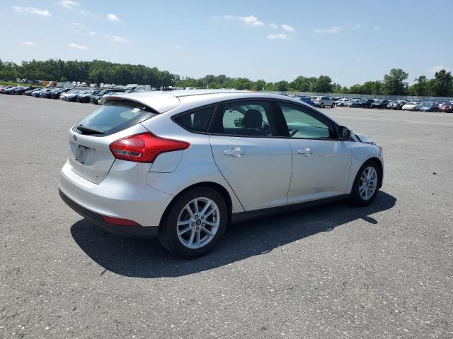 Hatchbacks FORD FOCUS 2015 Srebrny