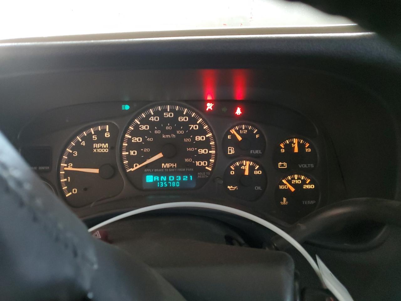 2002 Chevrolet Tahoe K1500 VIN: 1GNEK13Z02R274661 Lot: 62600085