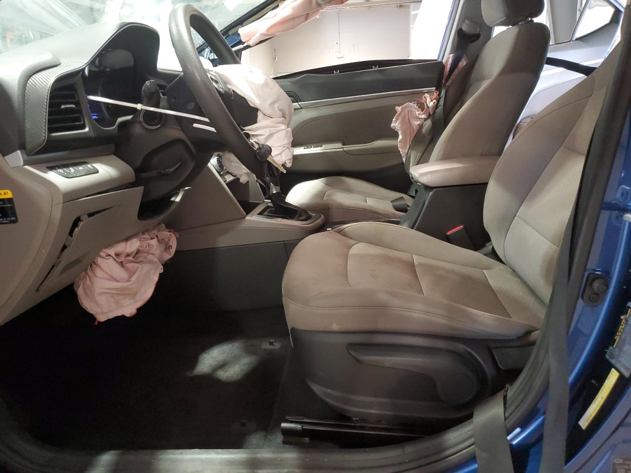 2019 Hyundai Elantra Sel VIN: 5NPD84LF6KH414911 Lot: 62381395