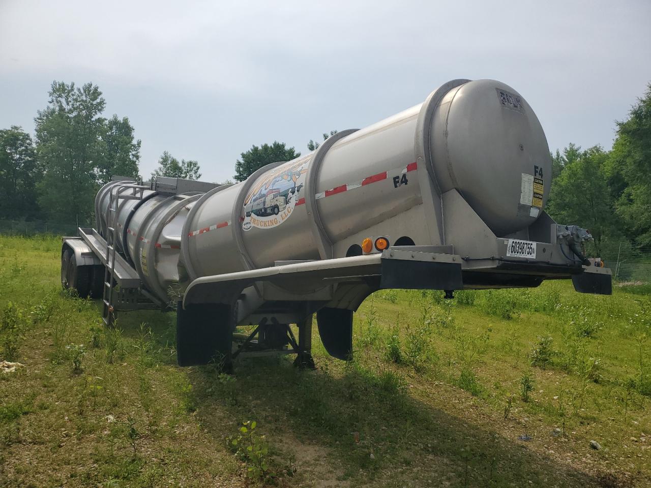 2011 Bulk Tank International Tank Trailer de vânzare în Mcfarland, WI - All Over