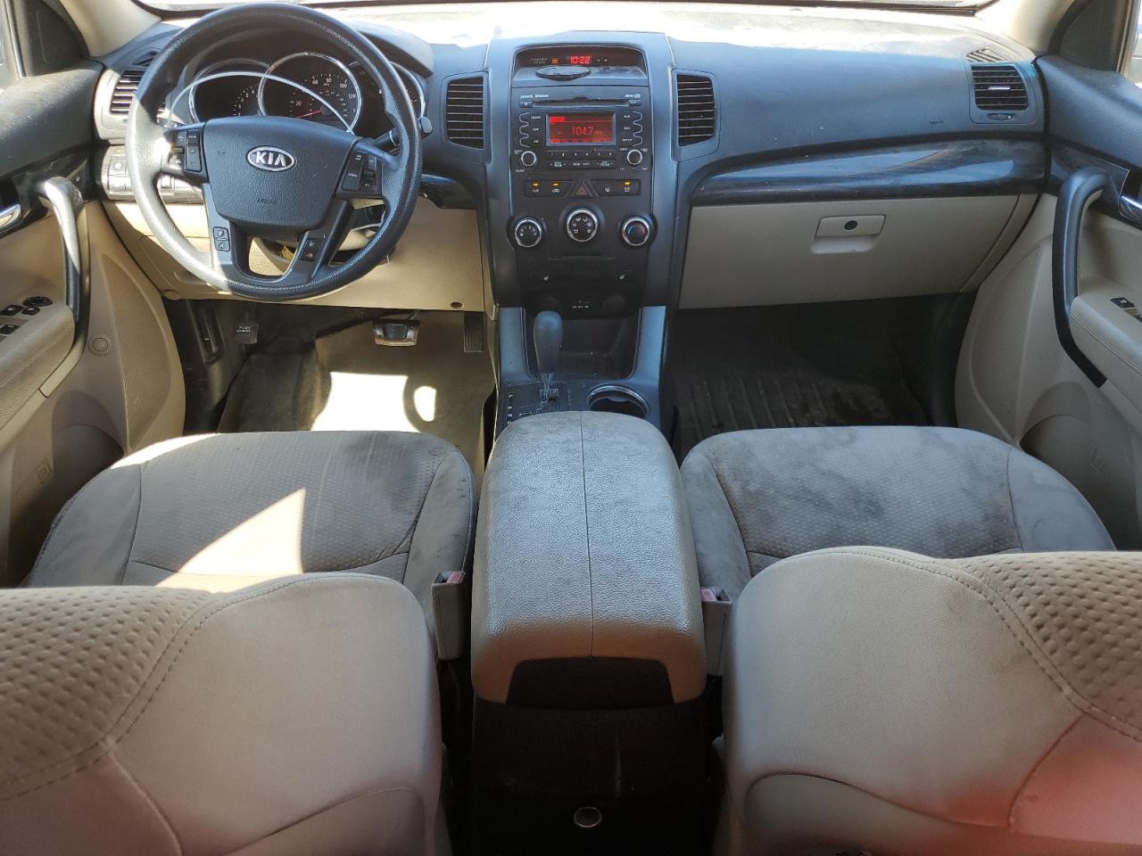 2011 Kia Sorento Base VIN: 5XYKTDA22BG136344 Lot: 63240055