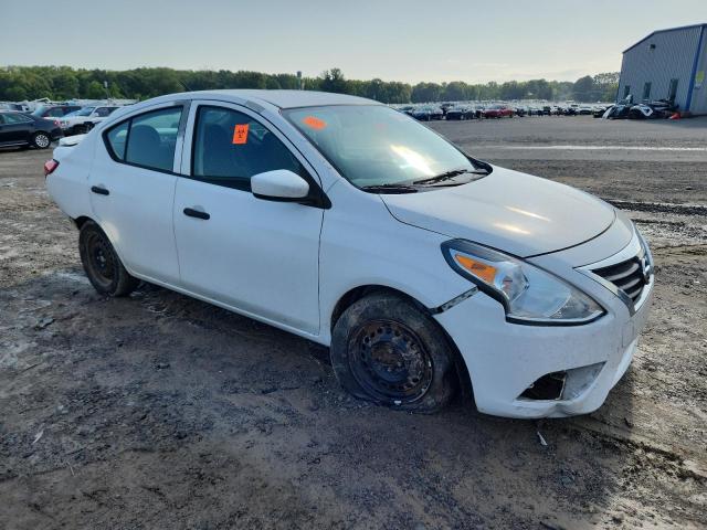  NISSAN VERSA 2017 Biały