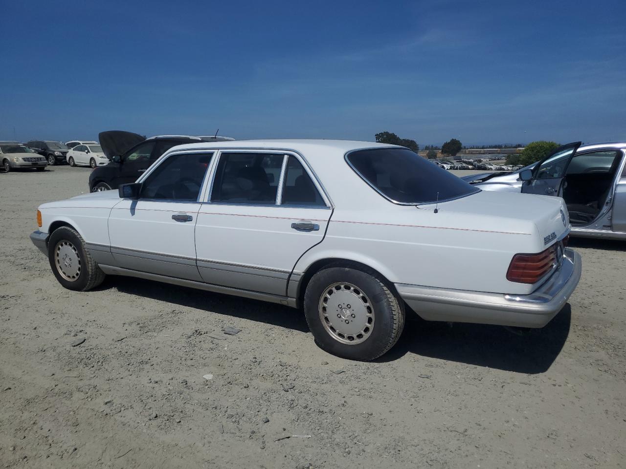 MERCEDES-BENZ 350-CLASS 1991 VIN WDBCB35E4MA579652 photo 2