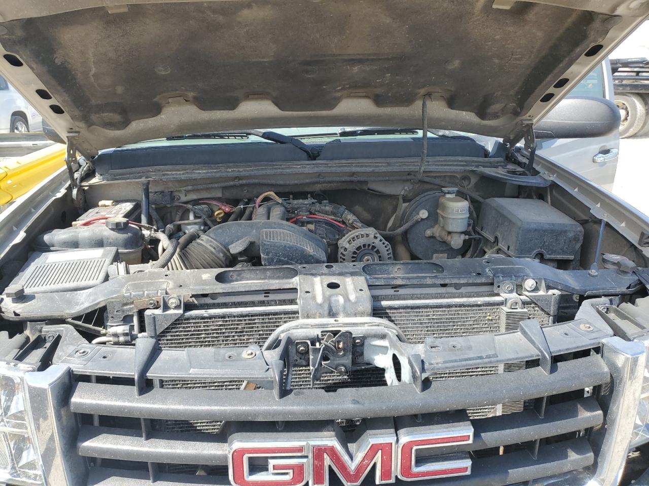 2008 GMC Sierra C1500 VIN: 1GTEC19C48Z133402 Lot: 61945345