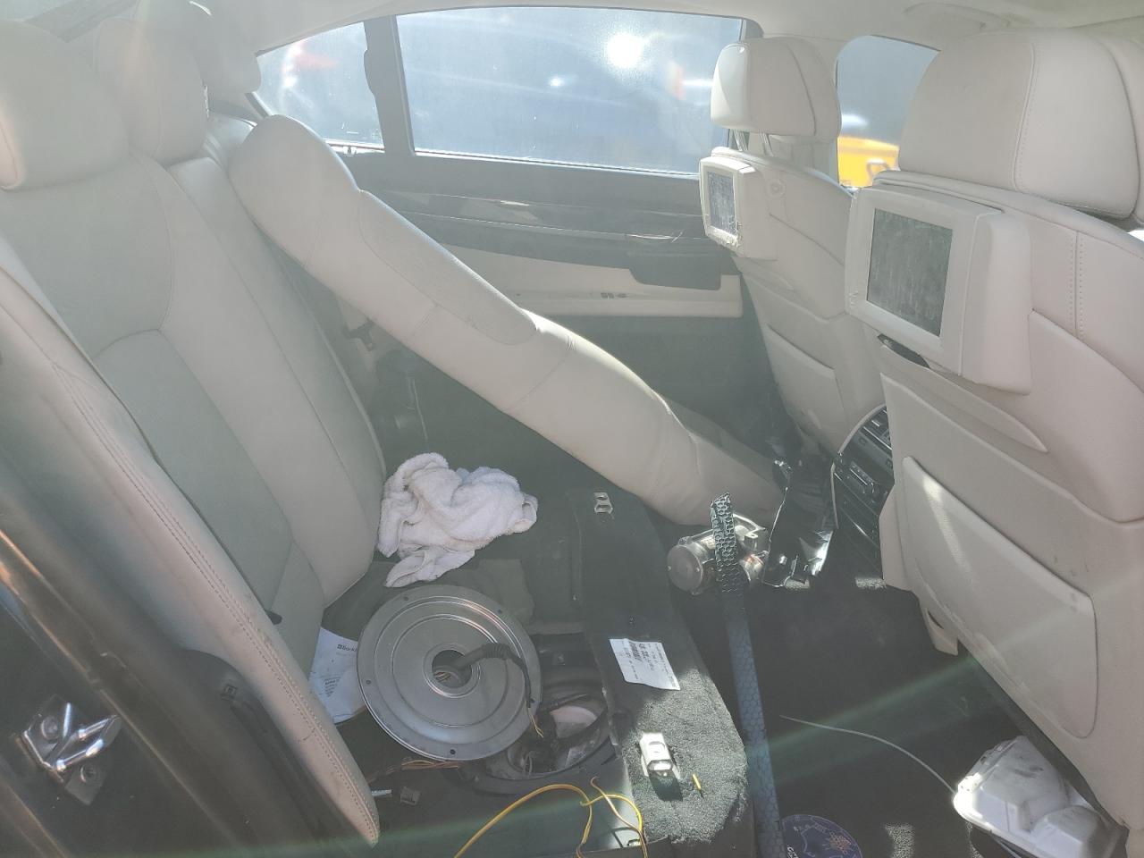 WBAKB83569CY59885 2009 BMW 750 Li