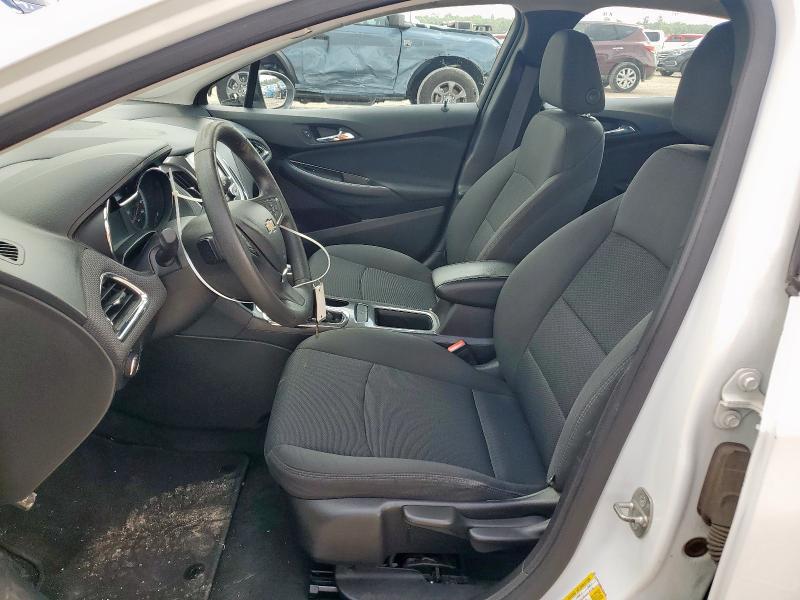  CHEVROLET CRUZE 2016 Белы