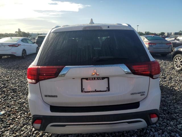  MITSUBISHI OUTLANDER 2019 Biały