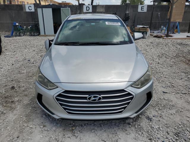  HYUNDAI ELANTRA 2017 Srebrny