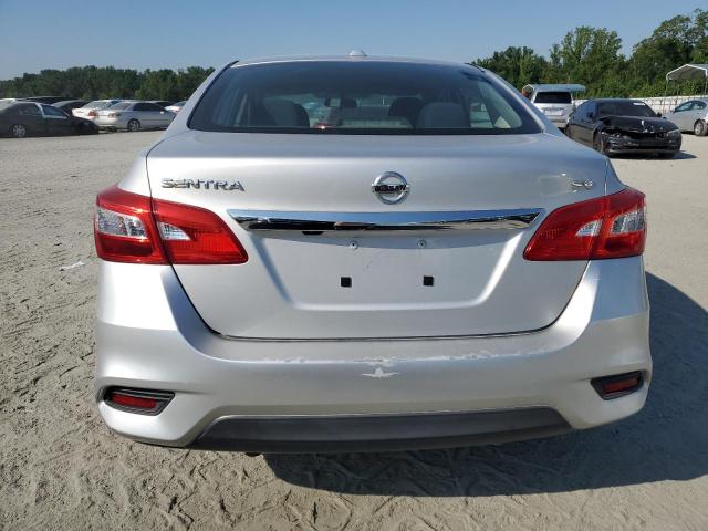  NISSAN SENTRA 2019 Srebrny