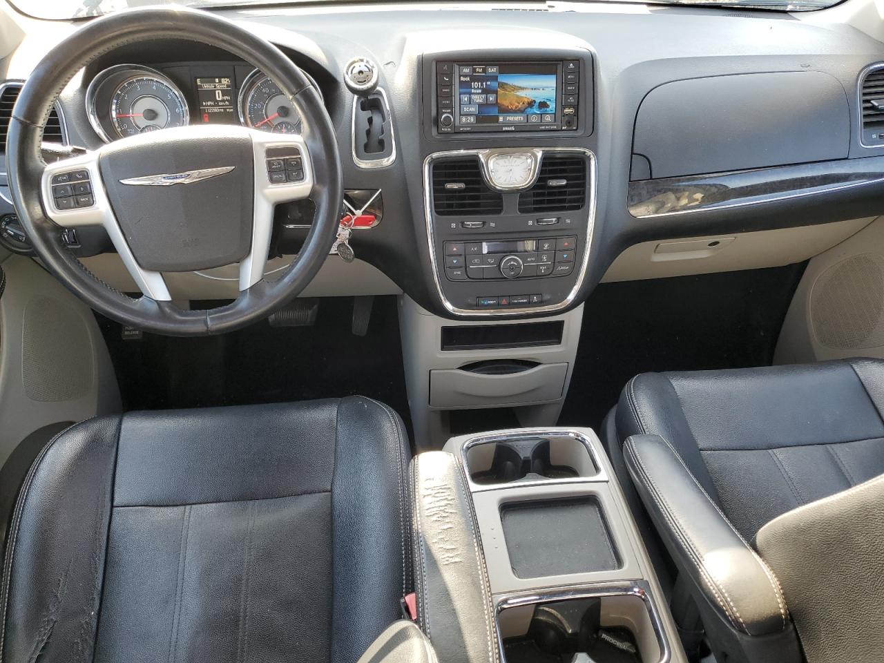 2015 Chrysler Town & Country Touring VIN: 2C4RC1BGXFR582458 Lot: 62357825