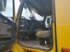 2005 VOLVO VHD    à vendre chez Copart NS - HALIFAX