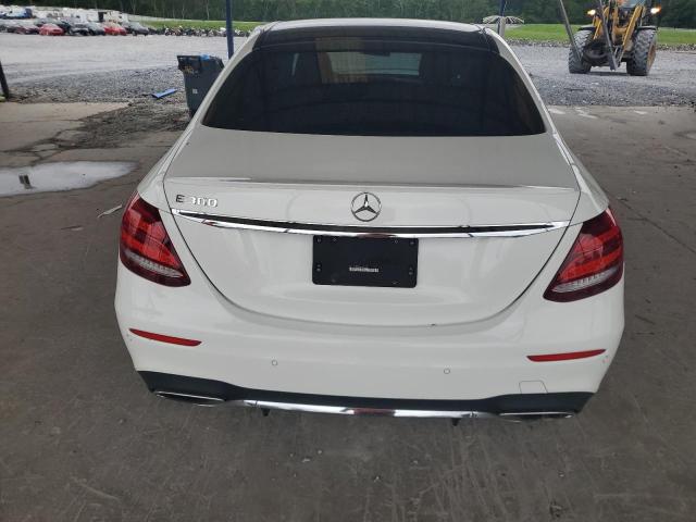  MERCEDES-BENZ E-CLASS 2018 Белы