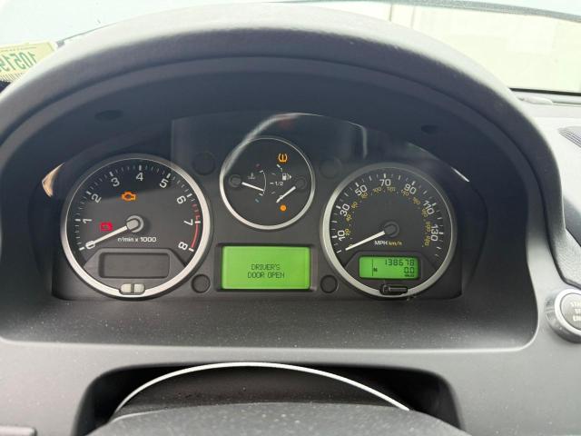 Parquets LAND ROVER LR2 2012 Szary