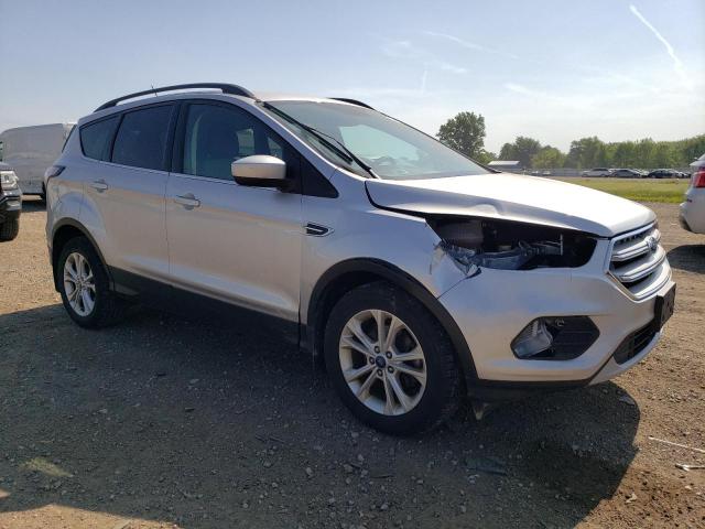  FORD ESCAPE 2018 Srebrny