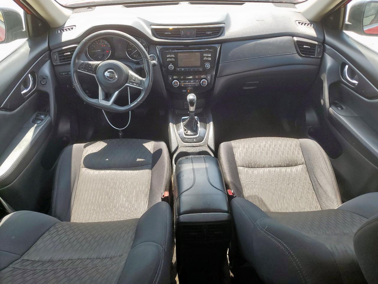5N1AT2MV5HC875612 NISSAN ROGUE 2017