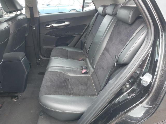 2012 TOYOTA AURIS HYBR