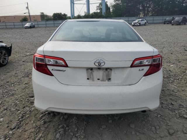  TOYOTA CAMRY 2012 Biały