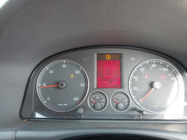 2009 VOLKSWAGEN TOURAN MAT