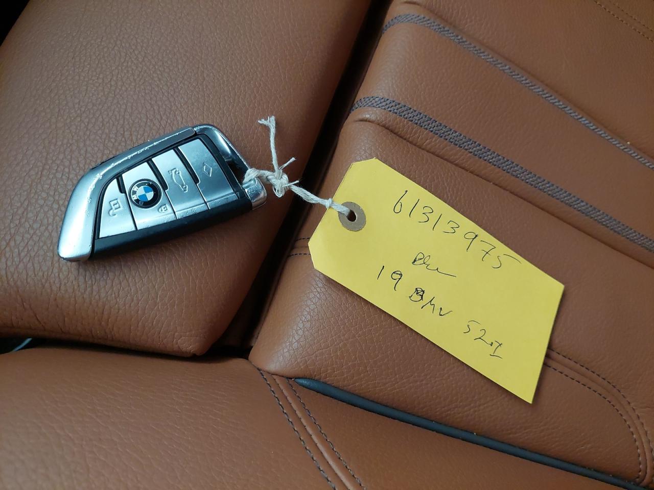 WBAJA1A03KWW00112 - 2019 Bmw 5 SERIES - #61313975