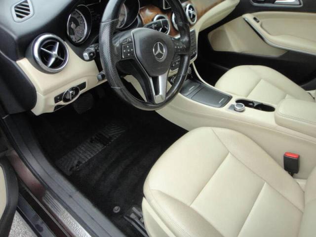 Parquets MERCEDES-BENZ GLA-CLASS 2015 Brown
