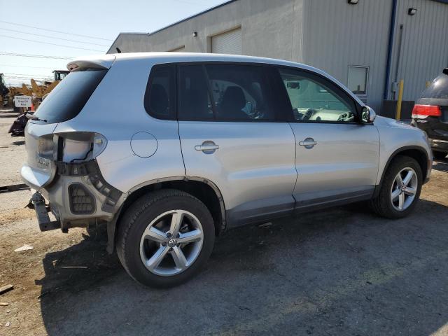 VOLKSWAGEN TIGUAN 2012 Srebrny