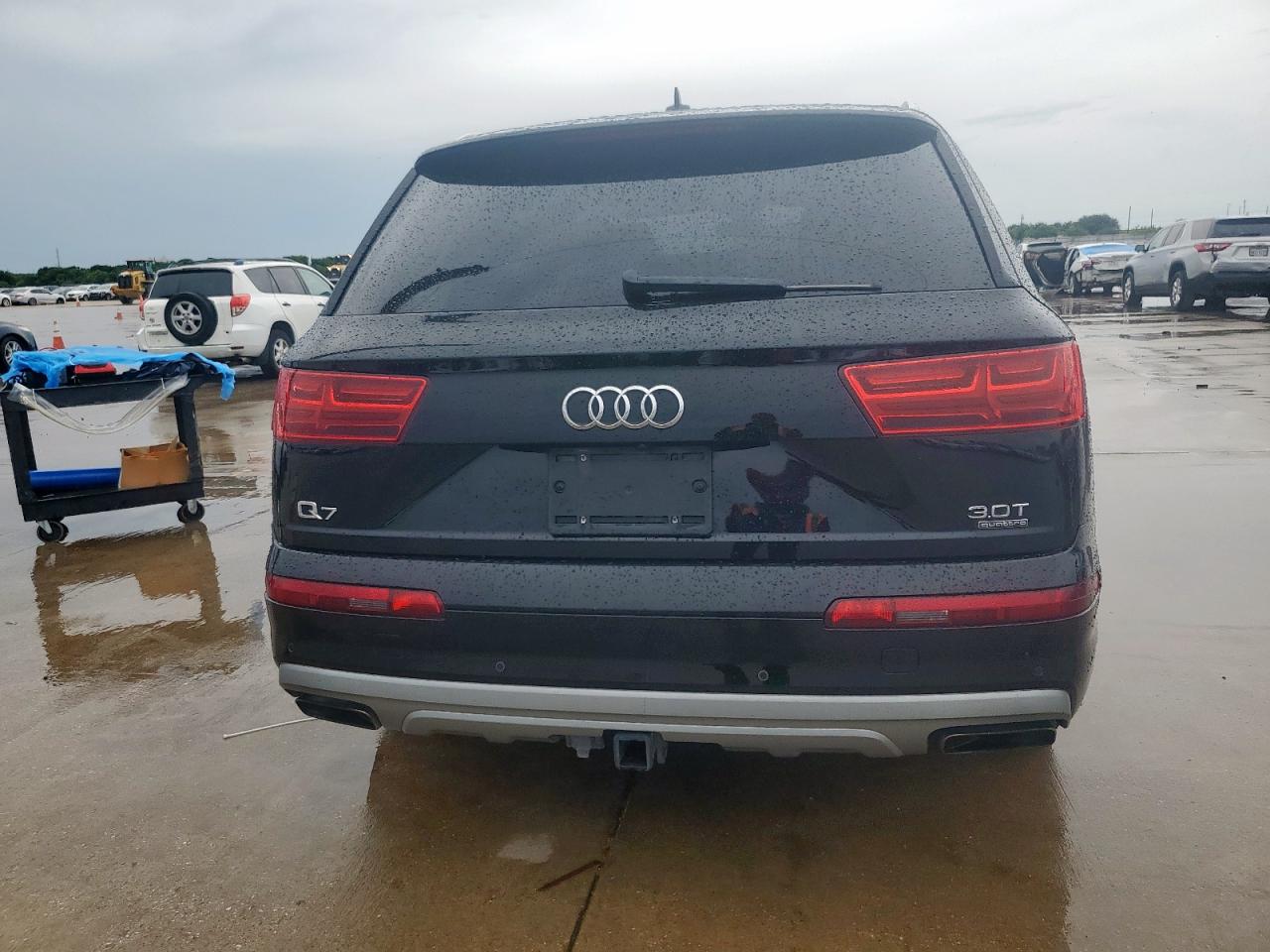 2018 Audi Q7 Premium VIN: WA1AAAF70JD012150 Lot: 60675305