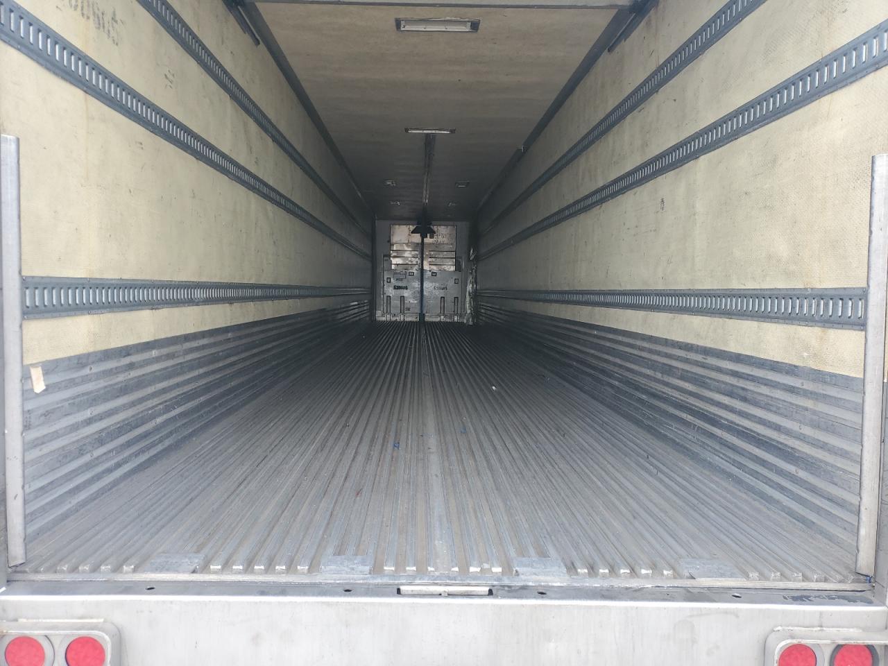 UTILITY ALL Models 2008 VIN 1UYVS25368M323828 photo 6
