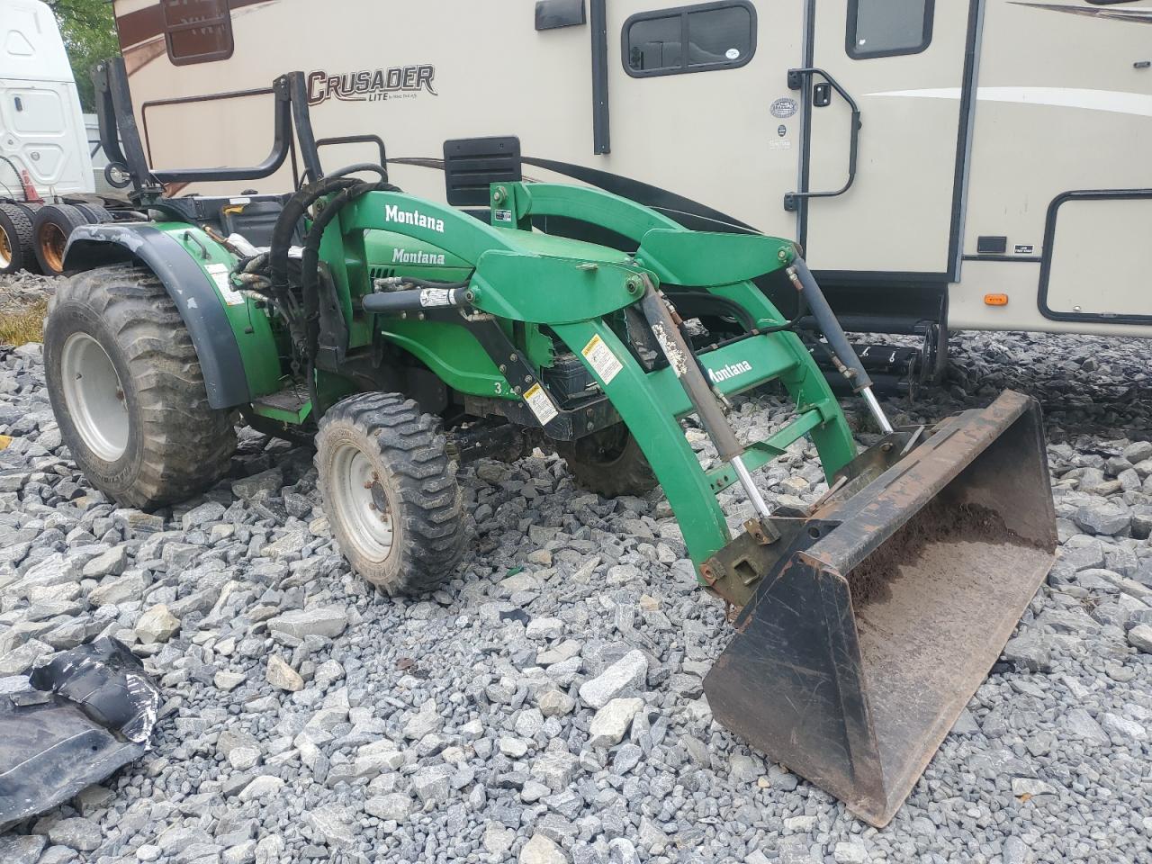 2006 Montana Mfwd Tractor en Venta en Albany, NY - Front End