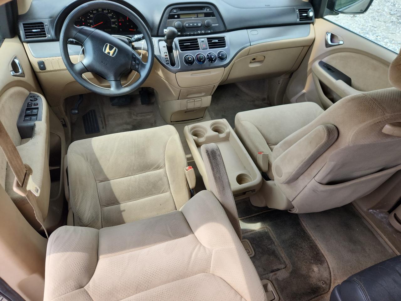 2005 Honda Odyssey Lx VIN: 5FNRL38225B008521 Lot: 62692305