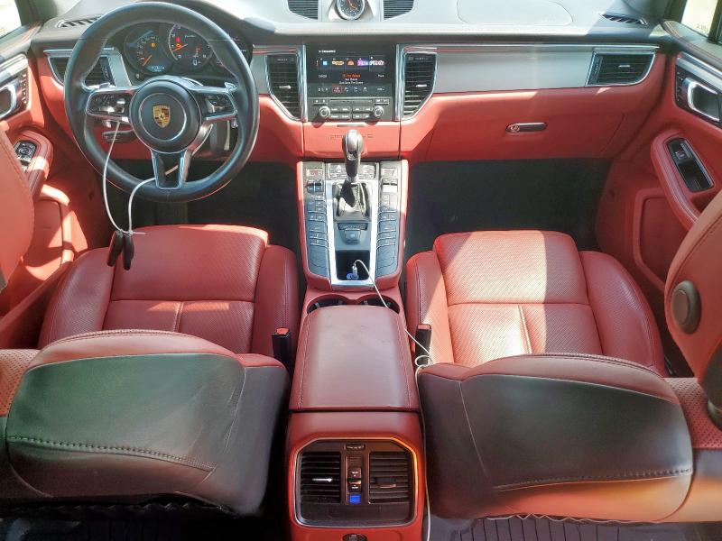 PORSCHE MACAN 2018 Черный