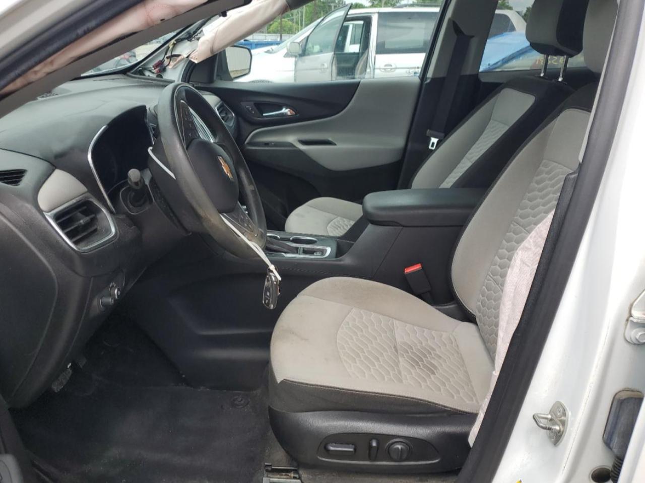3GNAXHEV2KS615655 CHEVROLET EQUINOX 2019