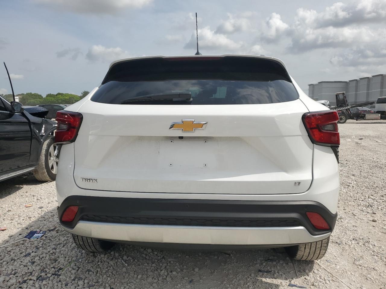 KL77LHE29RC223712 CHEVROLET TRAX 2024