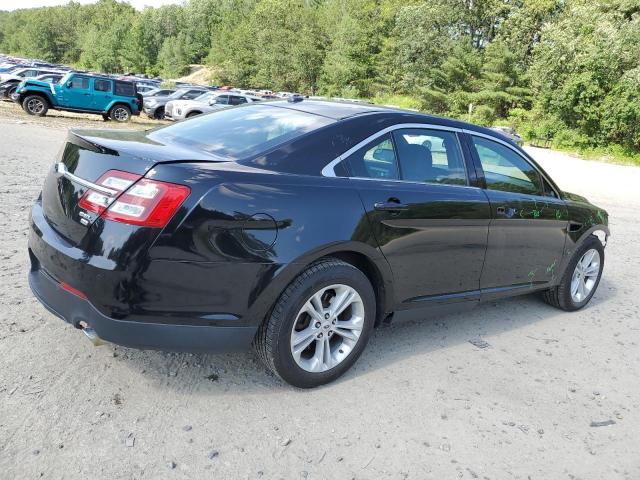  FORD TAURUS 2017 Czarny