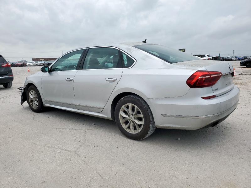  VOLKSWAGEN PASSAT 2017 Сріблястий