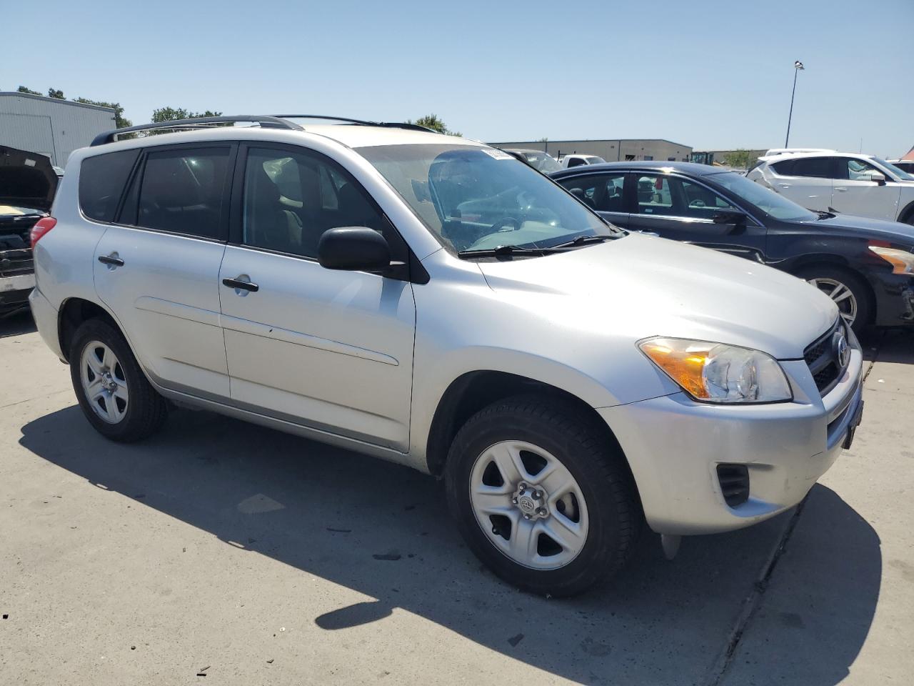TOYOTA RAV4 2011 VIN 2T3BF4DV4BW101528 photo 4