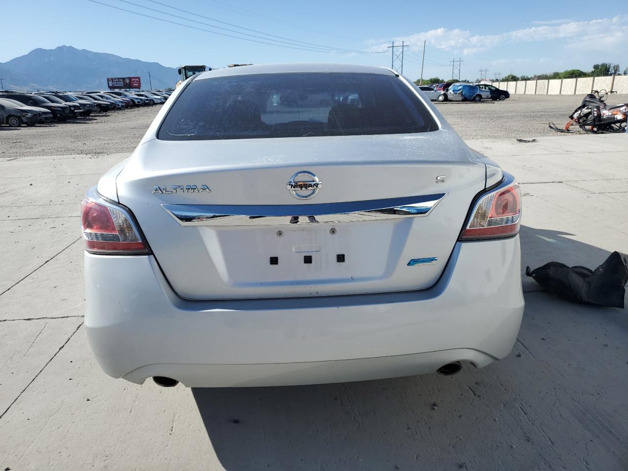 2014 Nissan Altima 2.5 VIN: 1N4AL3AP1EN253708 Lot: 62947425