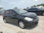 2010 Nissan Versa S продається в Kansas City, KS - All Over