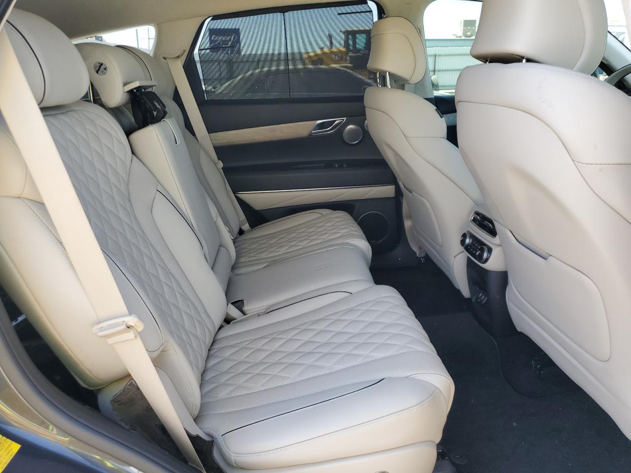 2021 Genesis Gv80 Base VIN: KMUHCESCXMU065142 Lot: 61310135