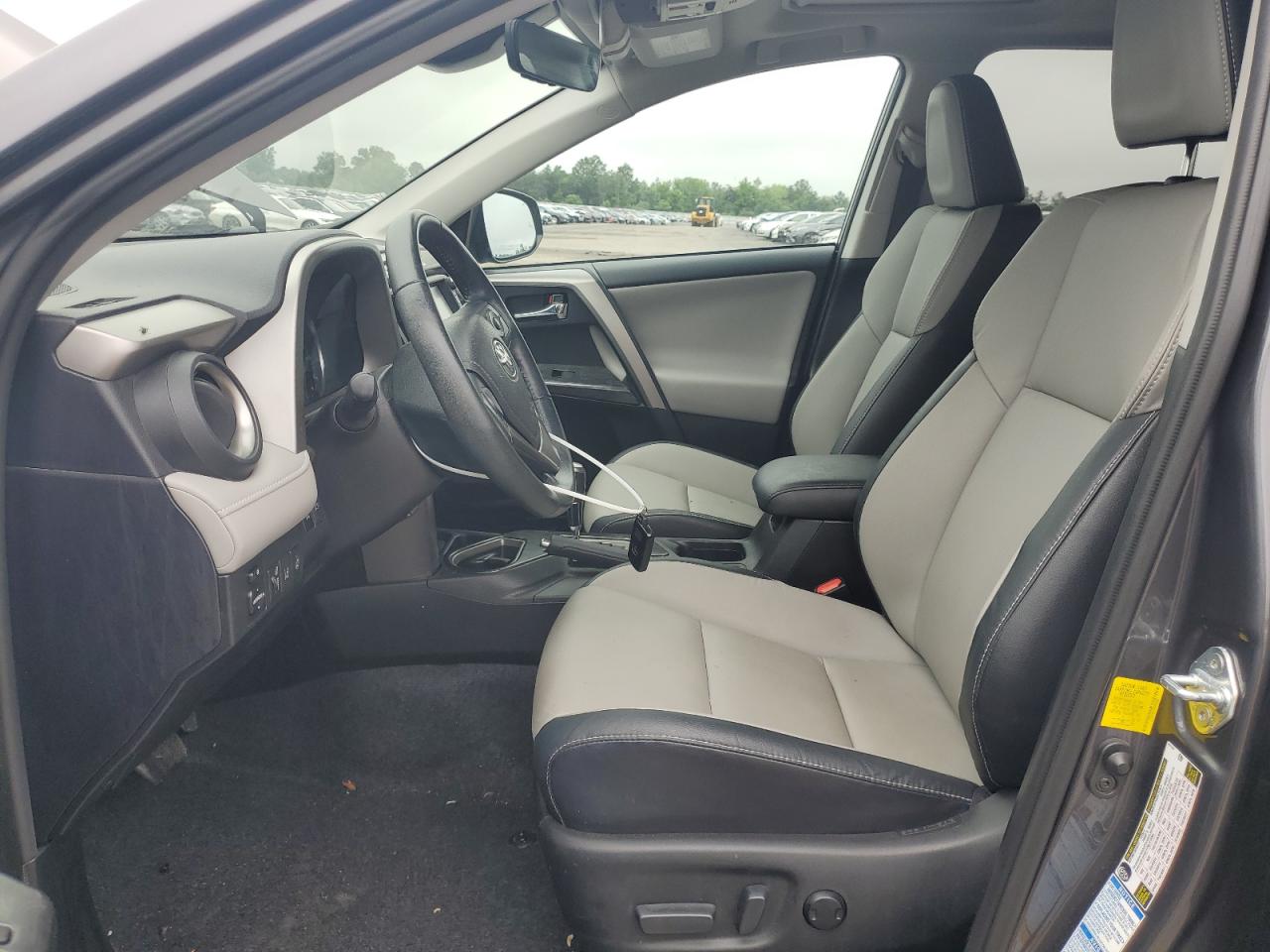 2T3DFREV3HW556383 TOYOTA RAV4 2017