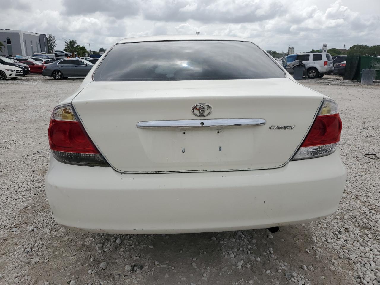 2005 Toyota Camry Le VIN: 4T1BE32K45U004378 Lot: 59967705